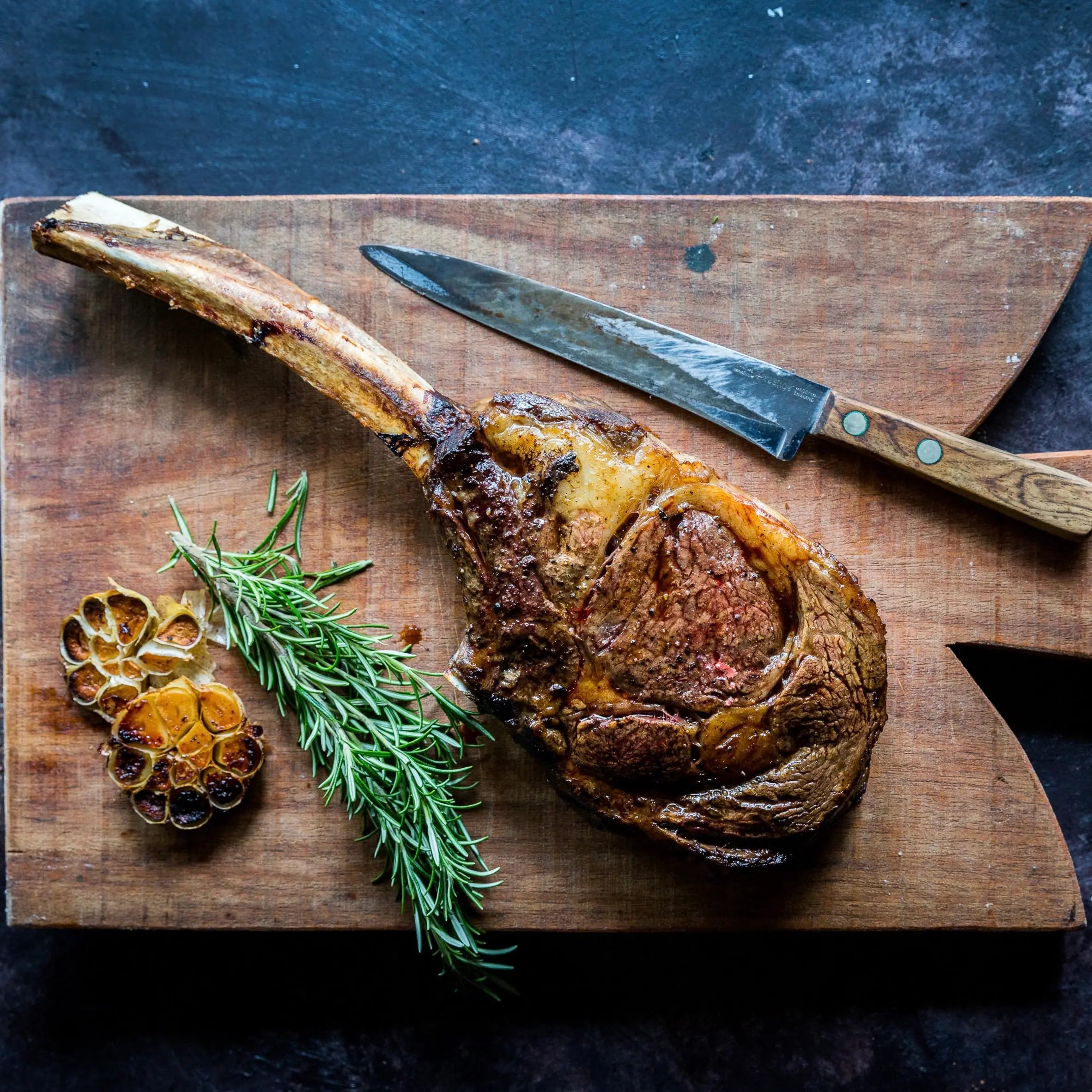 Molendo Chilean Black Angus Tomahawk | FINE & WILD