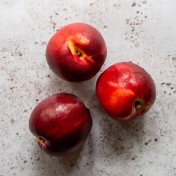 WHITE NECTARINES 1kg±