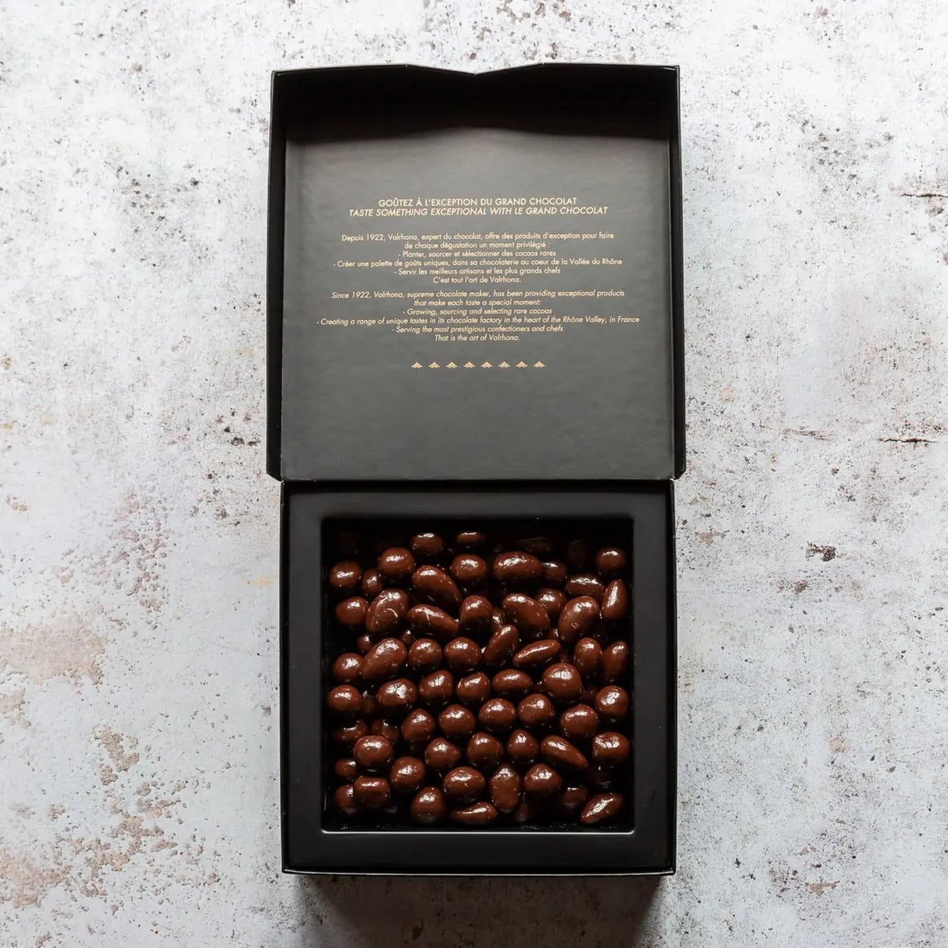 VALRHONA ALMONDS & HAZELNUTS 250g 